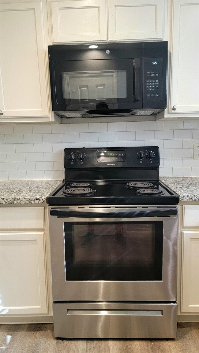 Foto del edificio - 4130 Galesburg St