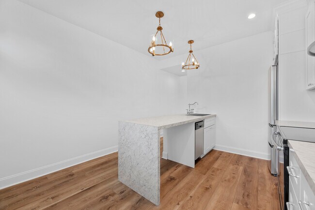 Foto del edificio - 450 Elsmere St