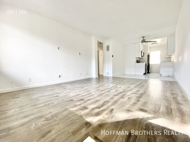 Building Photo - 3637 Keystone Av