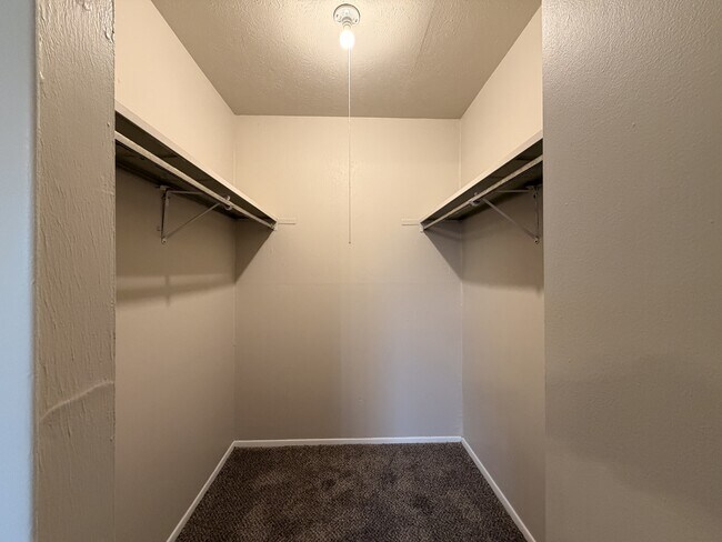 Building Photo - Huntington Green Apartments