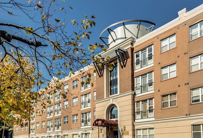 Foto del edificio - Spacious 3BR/2BA end unit at Bristol West ...