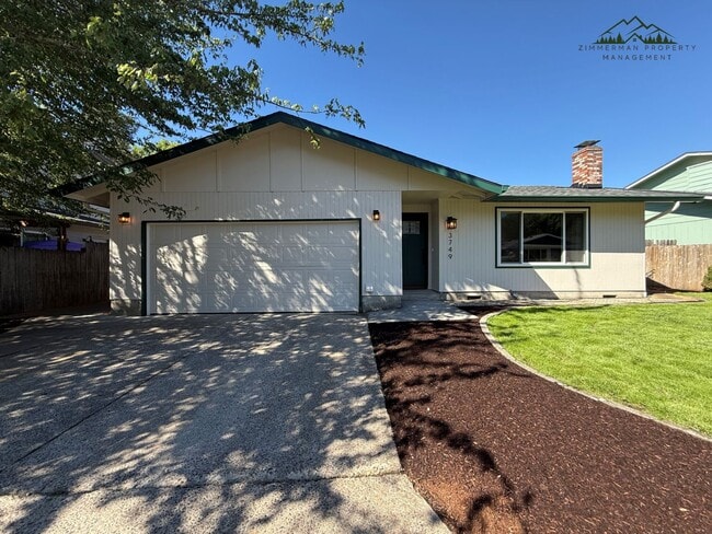 Updated Churchill 3 bedroom 2 bathroom Home - Updated Churchill 3 bedroom 2 bathroom Home