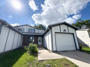 Building Photo - 1408 Challis Dr