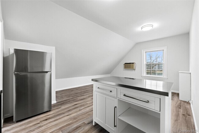 Foto del edificio - 3 Harbor Ln