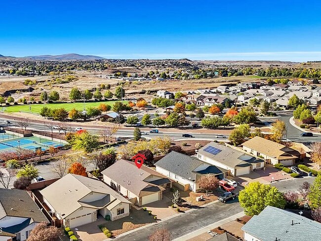 Foto del edificio - 328 La Paz St