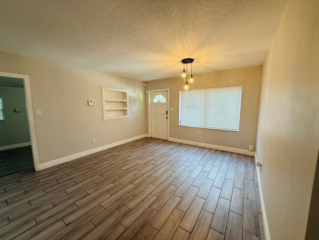 Foto del edificio - 4203 E Yukon St