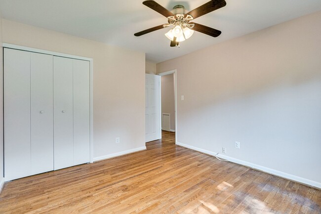 Foto del edificio - 4228 San Carlos Dr