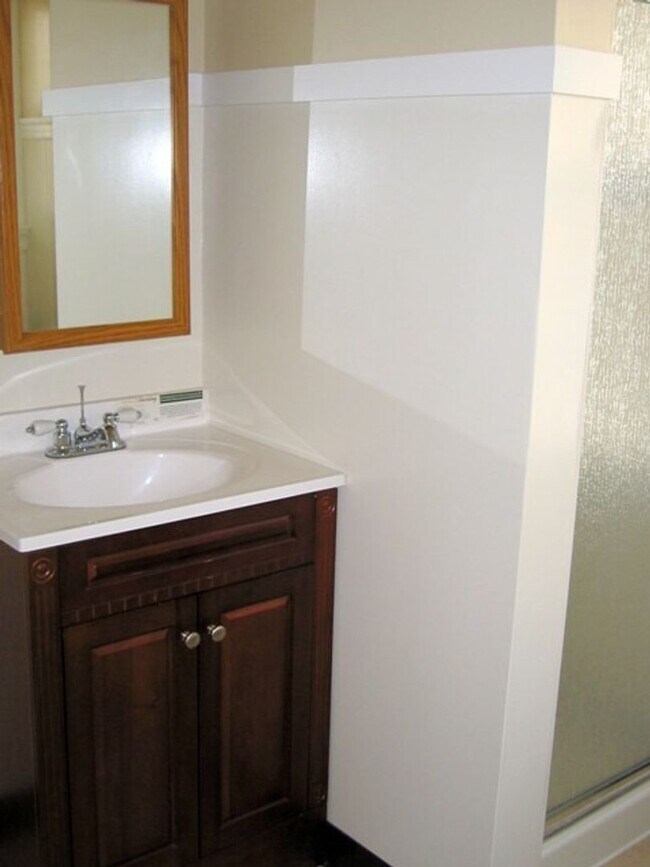Foto del edificio - -Great Downtown Berkeley Location near BAR...