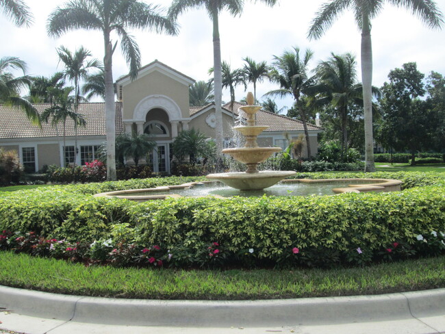 Building Photo - 236 Village Blvd