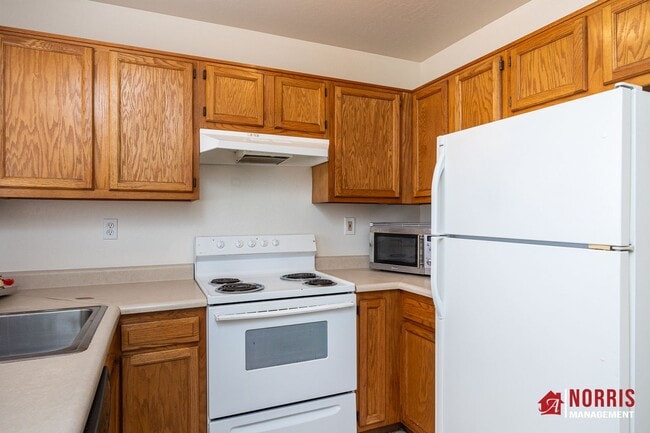 Building Photo - 9874 W Leander Dr