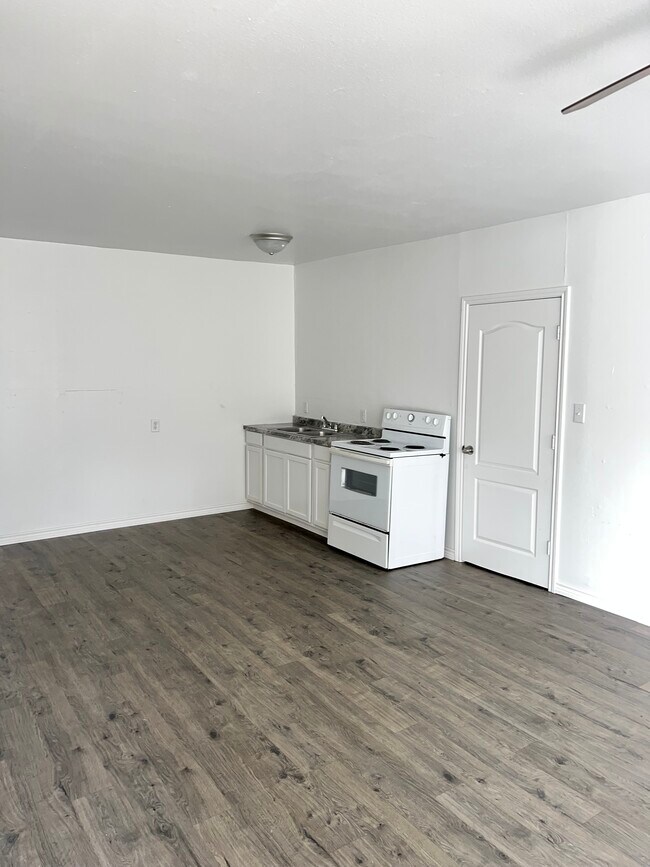 Foto del edificio - 522 W Alice Ave