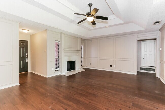 Foto del edificio - 7933 Clear Brook Cir