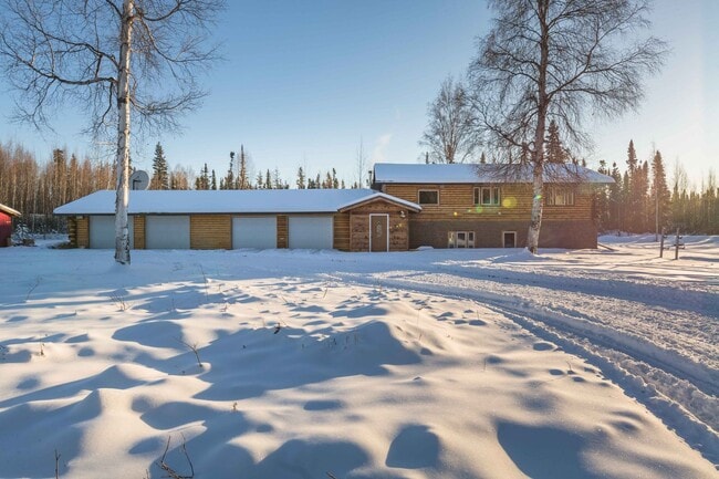 Building Photo - 3565 Rte 66