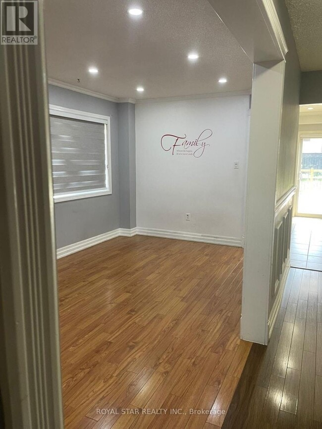 Building Photo - 118 Tiller Trail