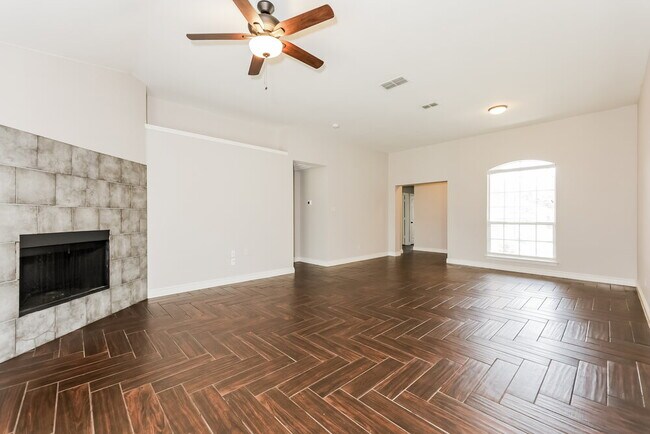 Foto del edificio - 613 Fawn Meadow Trail