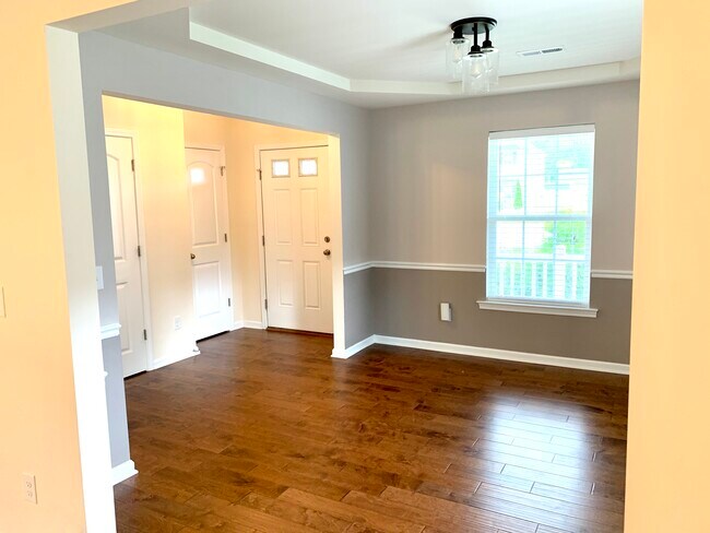 Dining room - 534 Paul Pope Rd