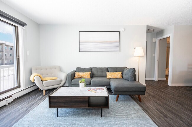 Photo du bâtiment - 812 Allegheny Dr