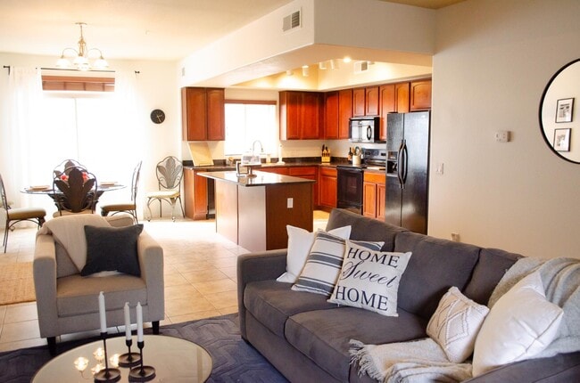 Building Photo - 2401 E Rio Salado Pky