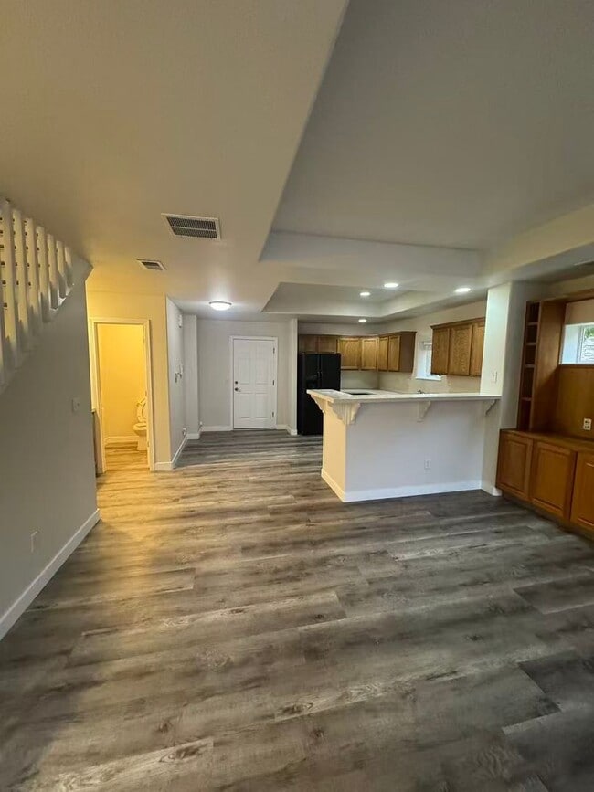 Foto del edificio - ---REMODEL---comfort Condo for Rent in Aurora