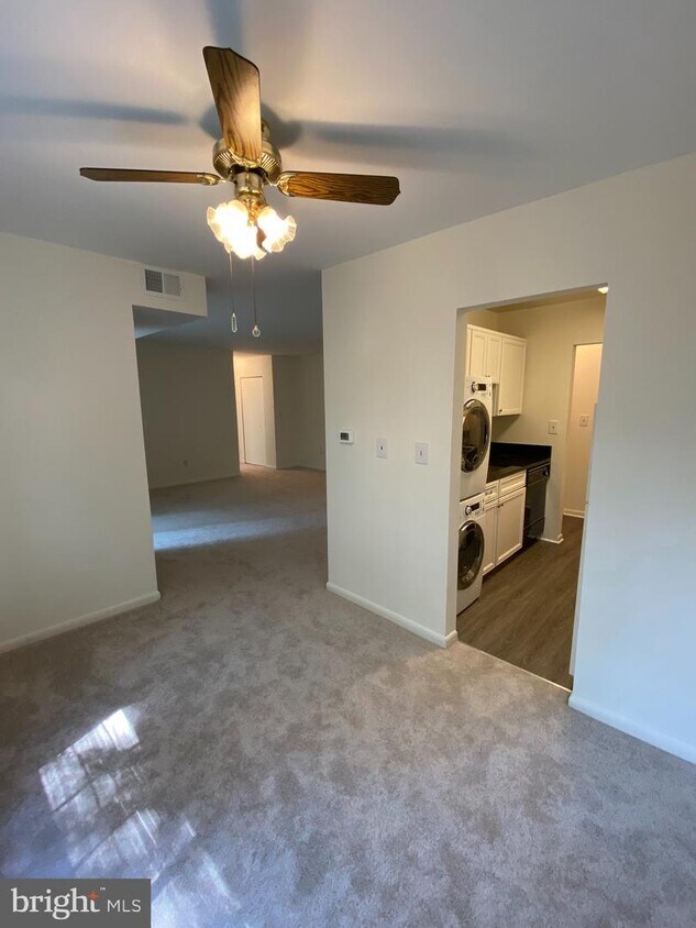 1531 Colonial Dr Unit 103, Woodbridge, VA 22192 Condo for Rent in