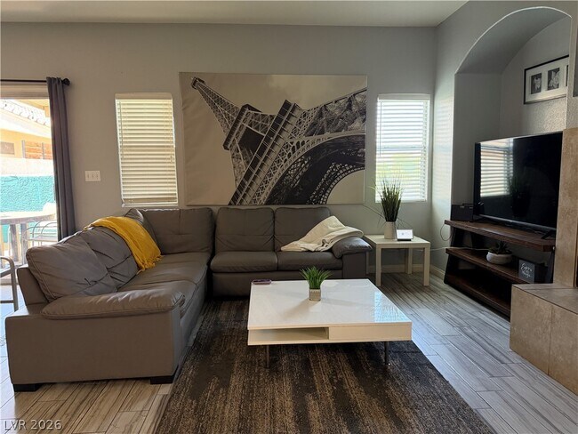Foto del edificio - 8316 Valleybreeze Ave