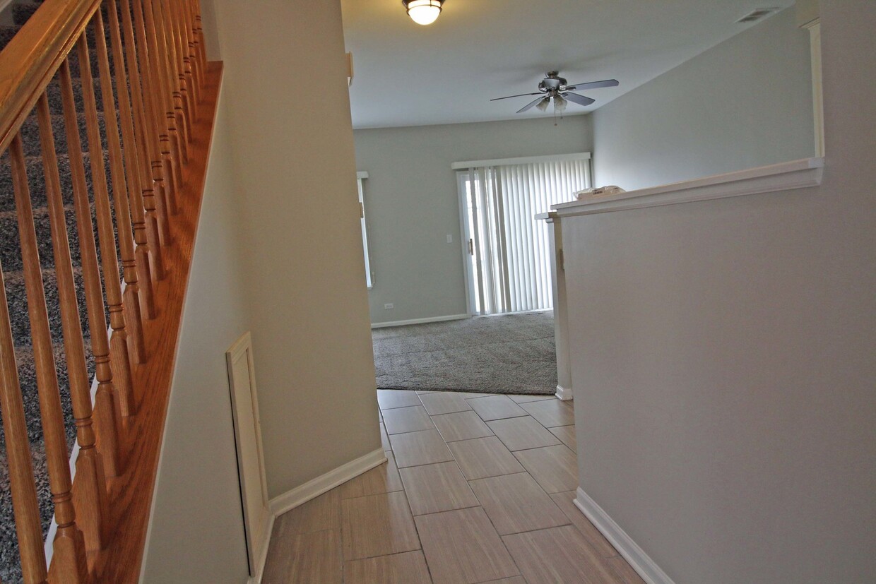 Primary Photo - 3614 Roanoke Ave