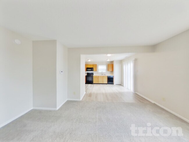 Foto del edificio - 7665 Mansfield Way