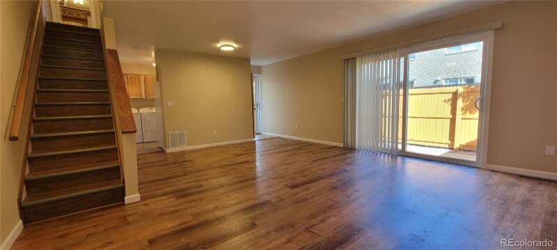 Foto principal - 8055 Wolff St