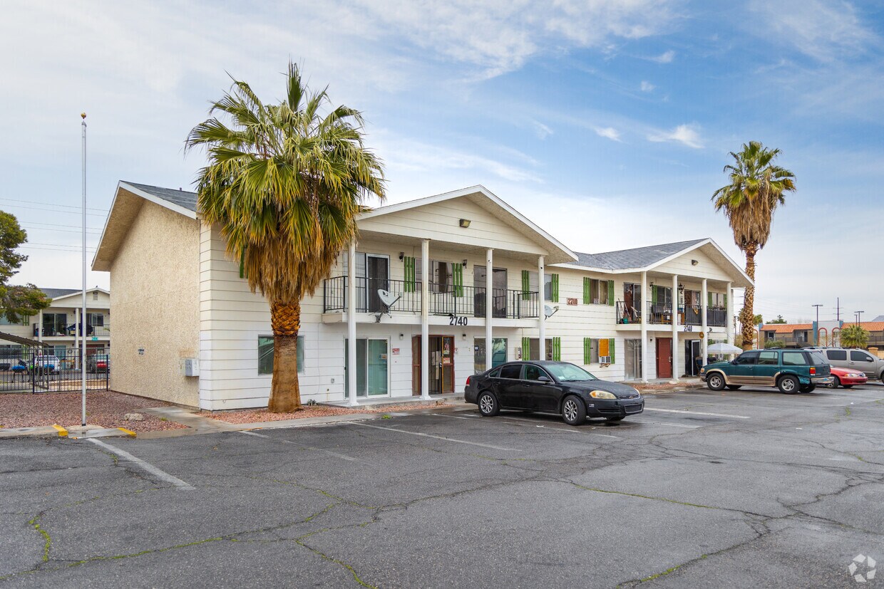 Colonial Manor Apartments Apartments in Las Vegas, NV