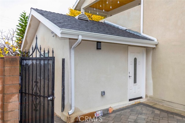 Building Photo - 6600 Charlesworth Ave