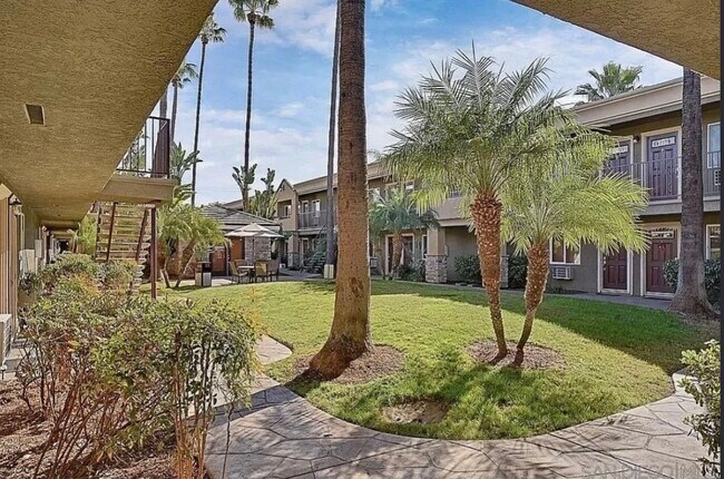 Foto del edificio - 800 N Mollison Ave