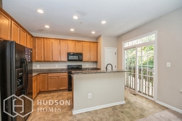 Foto del edificio - AVAILABLE NOW! - 528 Tailgate Terrace, Nor...