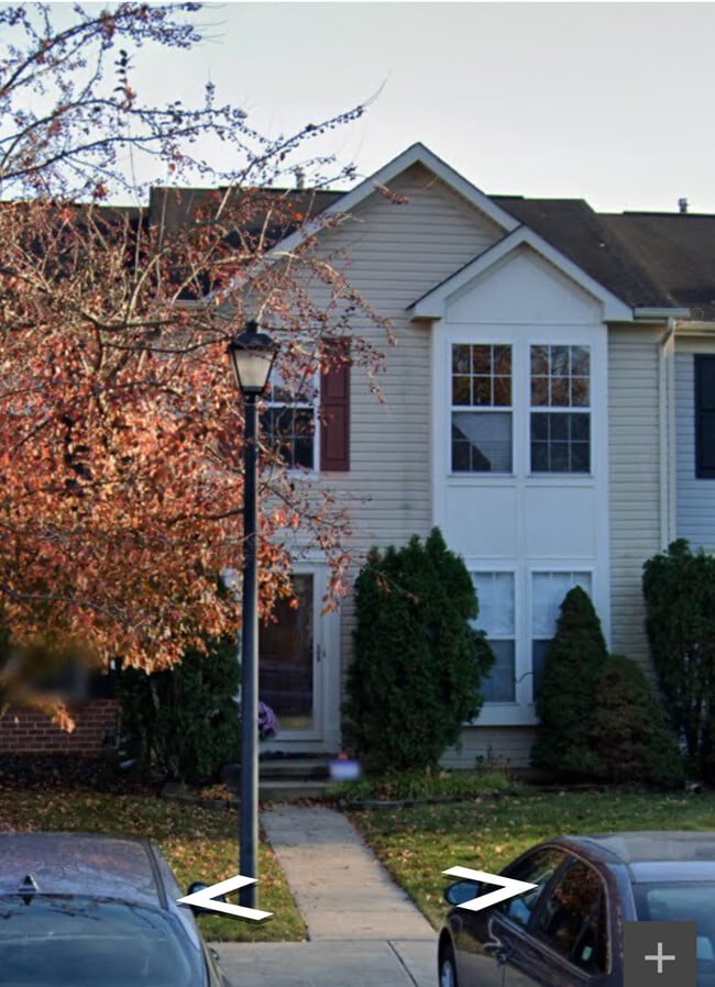 Building Photo - 13 Yorktown Ct