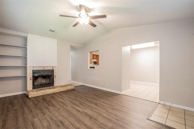 Foto del edificio - 2305 W Mesa Park Dr