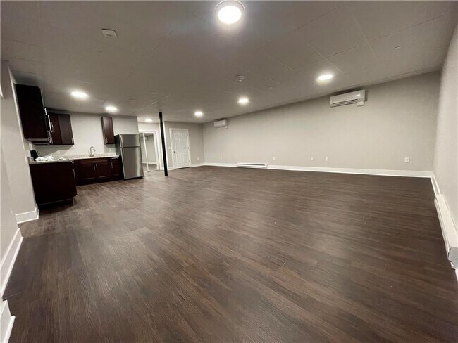 Foto del edificio - 811 Northampton St