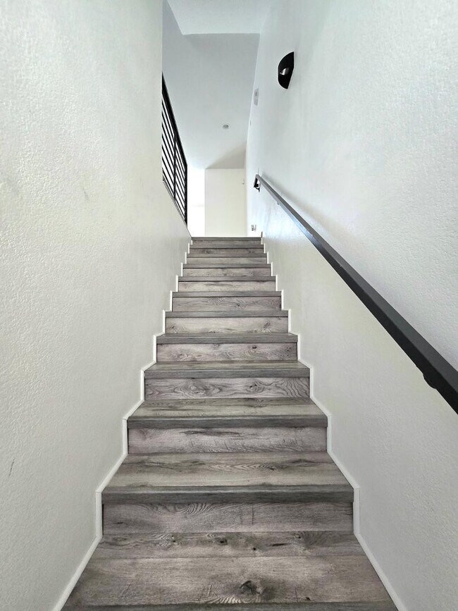 Foto del edificio - 6605 N 93RD Ave