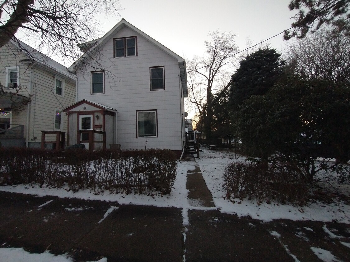 712 Central Ave, Oil City, PA 16301 House Rental in Oil City, PA