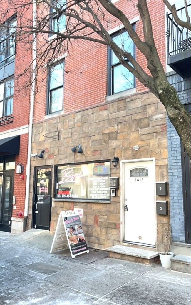 Building Photo - 1618 South St
