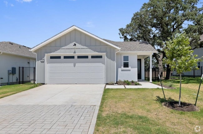 Building Photo - 3813 Mesquite Vly Rd