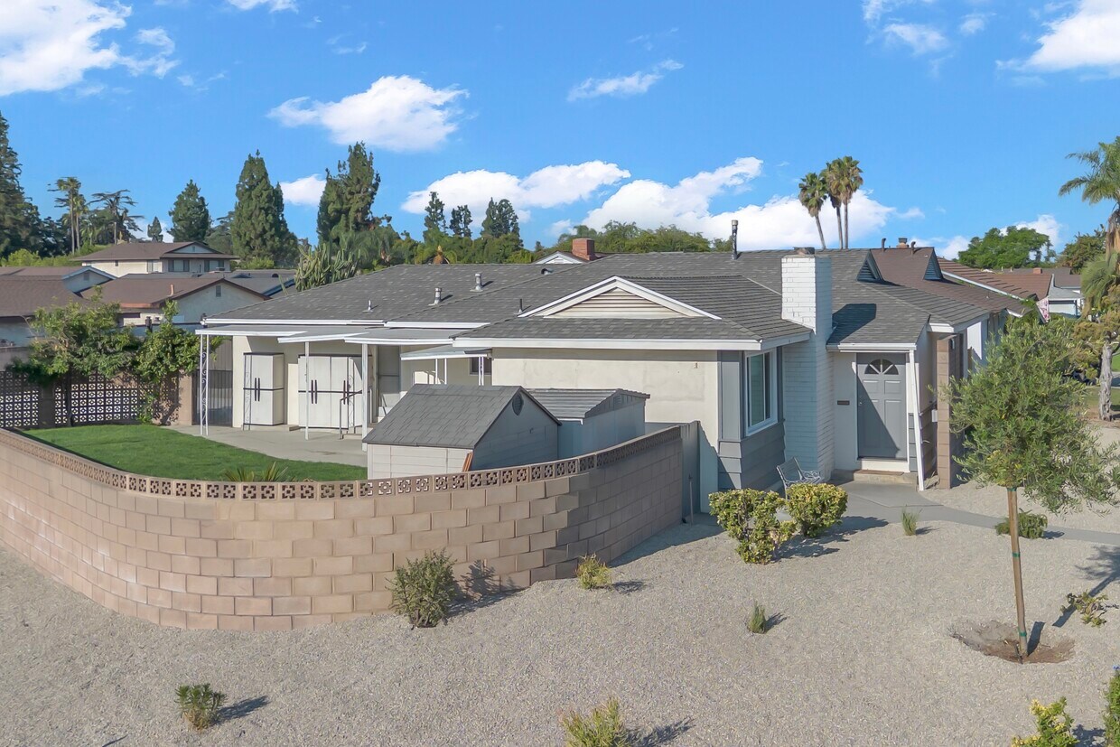 Foto principal - 11330 Cherrylee Dr