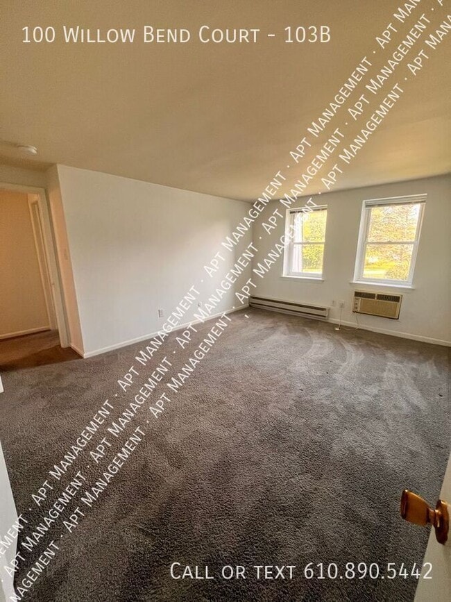 Building Photo - 100 Willow Bnd Ct