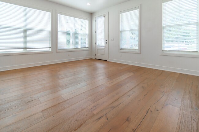 Foto del edificio - 604 S Willow Ave