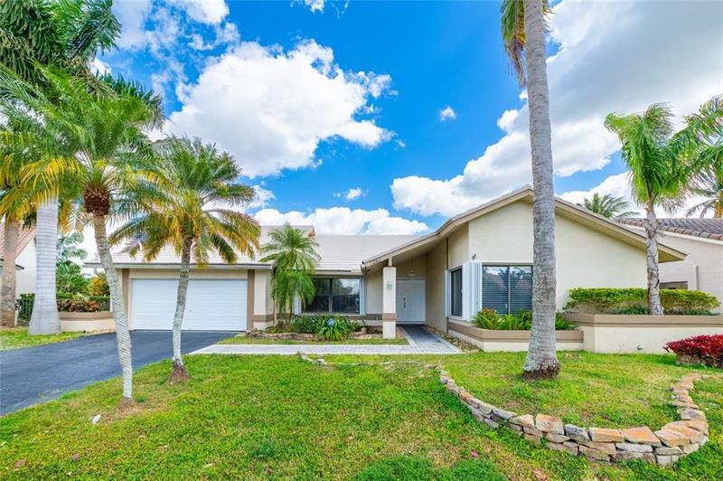 Foto principal - 1260 NW 101st Ave