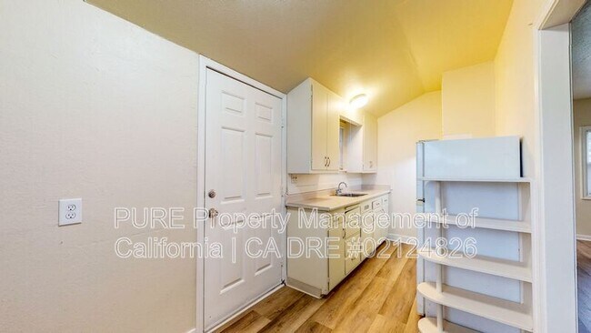 Foto del edificio - 140 Ridgway Ave