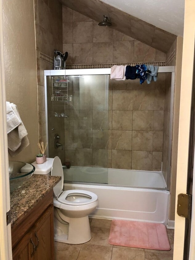 2 Bedroom House for Rent Available 6/1/22 in South Side! - 2 Bedroom House for Rent Available 6/1/22 in South Side!