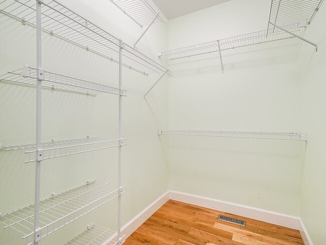 Building Photo - 6932 197B St