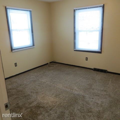 Building Photo - 3 br, 1.5 bath House - 67 James St