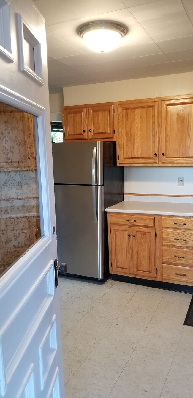 Cocina - 24 E Main St