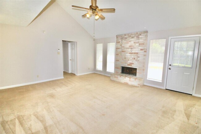 Building Photo - 3426 Lakeland Gardens Dr