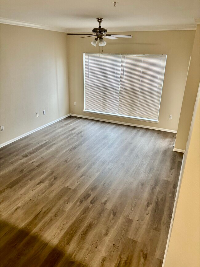 Building Photo - 1216 S Missouri Ave